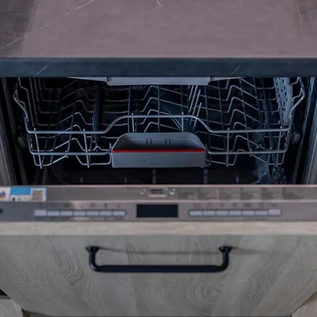 Modern 2 Bdr Next To Outlet By Urban Rent Vilnius