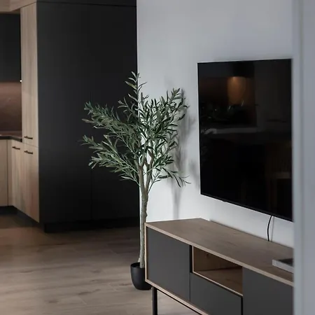 Modern 2 Bdr Next To Outlet By Urban Rent Apartment *